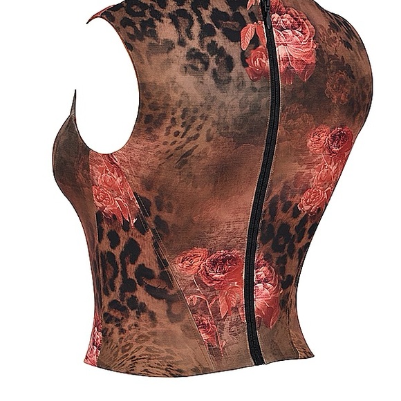 House of CB Leopard Print Crop Top - Picture 2 of 5